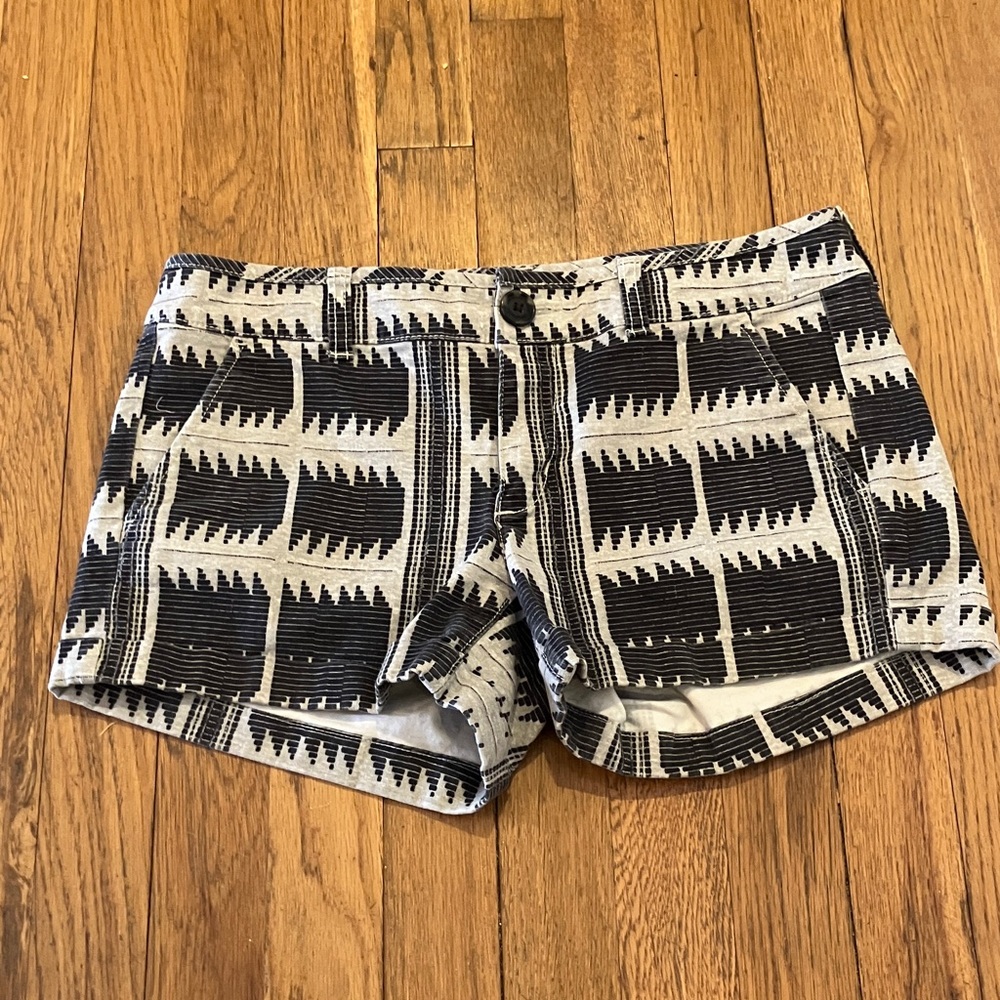 American Eagle Outfitters Black and White Patterned Women's Shorts